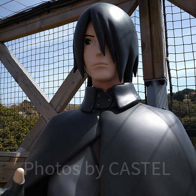 ニジゲンノモリ「NARUTO＆BORUTO 忍里」のサスケ