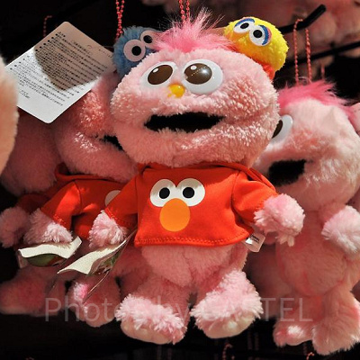 セサミでおめかしモッピーぬいぐるみキーチェーン