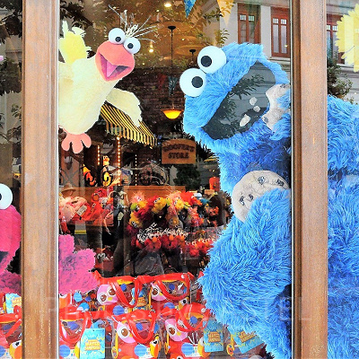 セサミストリートグッズのお店