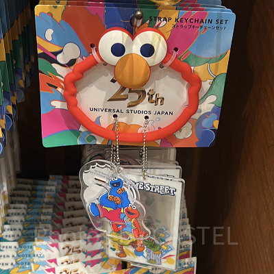 セサミストリートキーチェーン＆ハンドストラップセット