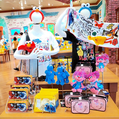 セサミストリートPLAYFUL CREWグッズ