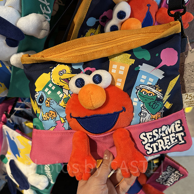 セサミストリートサコッシュ