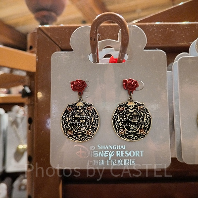 上海ディズニーカリブの海賊グッズ：パイレーツ・オブ・カリビアンのピアス