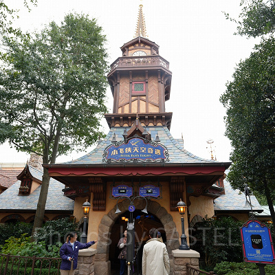 上海ディズニーのスタンバイパス：公式アプリが必須