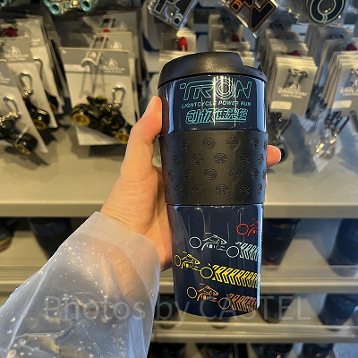 上海ディズニートロングッズ：ライトサイクルバトルのドリンクボトル