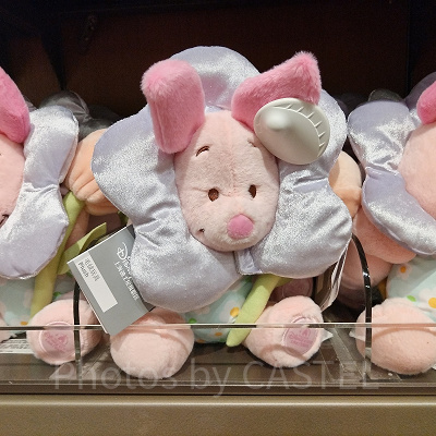 上海ディズニーくまのプーさんグッズ：植物シリーズのピグレットぬいぐるみ