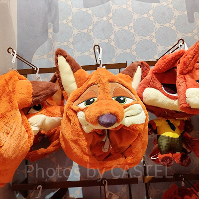 上海ディズニーズートピアグッズ：ニックのファンキャップ