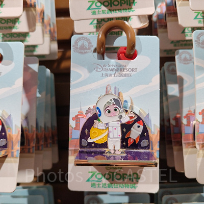 上海ディズニーズートピアグッズ：幼少時代ベルウェザーのピンバッジ