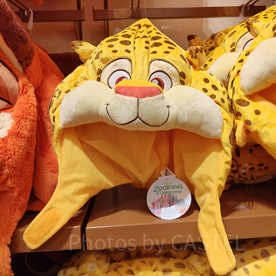 上海ディズニーランドグッズ：クロウハウザー巡査のぬいぐるみハット