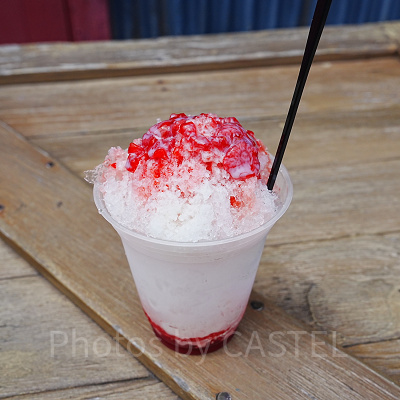 シェイブアイス（ストロベリーミルク）