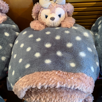 ドット柄のシェリーメイのクッション