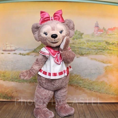 ダッフィーのカバーオール姿の赤ちゃん| キャステル | CASTEL