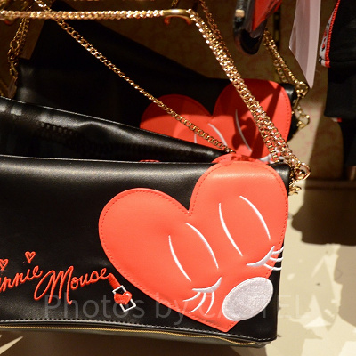 ショルダーバッグ