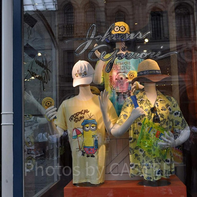 ロデオドライブのショーウインドウ／USJ