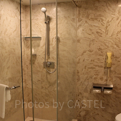 シャワーブース