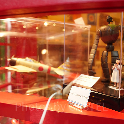 大空模型のショーウィンドー