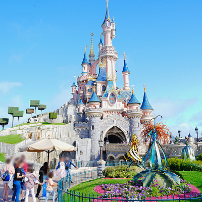 パリディズニーの眠りの森の美女の城（オーロラ城）