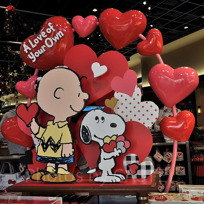 スヌーピー「A Love of Your Own」のディスプレイ（2020年）
