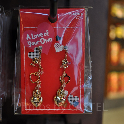 スヌーピー「A Love of Your Own」ピアス