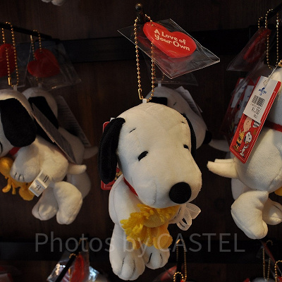 スヌーピー「A Love of Your Own」ぬいぐるみキーチェーン（スヌーピー）