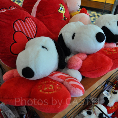 スヌーピー「BIG LOVE FOR YOU」ぬいぐるみ