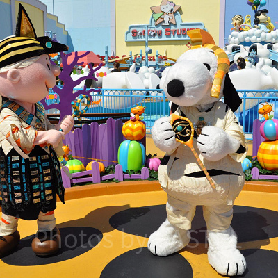 ワンダーランドのスヌーピーハロウィングリーティング（2020年）