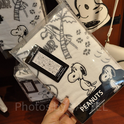 スヌーピー「VINTAGE PEANUTS」モノトーン／フェイスタオル
