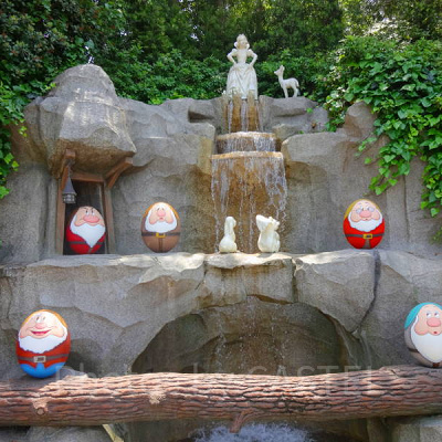 白雪姫の願いの井戸のオブジェ| キャステル | CASTEL ディズニー情報