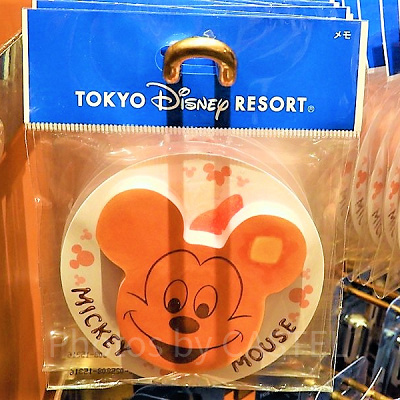 どこかレトロなミッキーパンケーキ