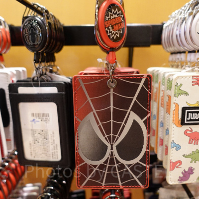 スパイダーマン　リール付きパスケース