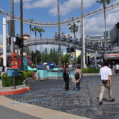 メルズ前のステージ