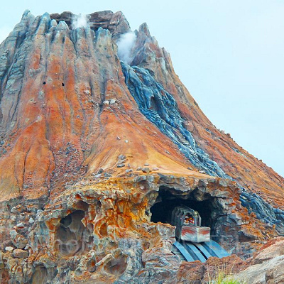 プロメテウス火山の様子