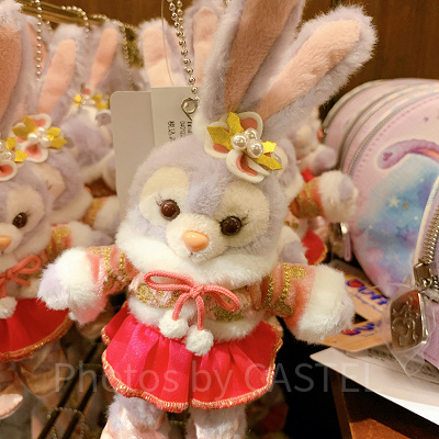 ステラ・ルーぬいぐるみバッジ（カラー・オブ・クリスマス）