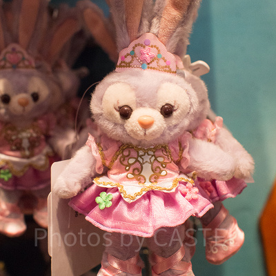 ステラ・ルーぬいぐるみバッジ（くるみ割り人形）