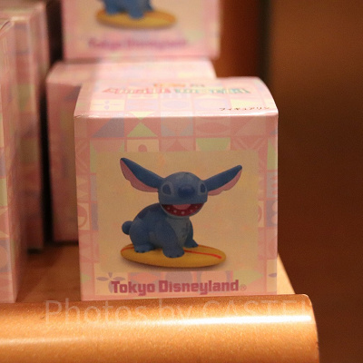 スティッチのフィギュアリン