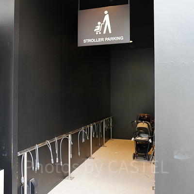 ベビーカー置き場