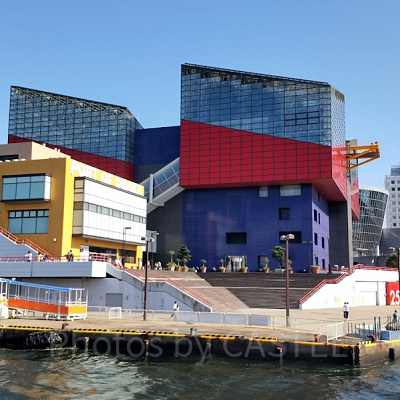 ランチができる周辺のベンチスペース