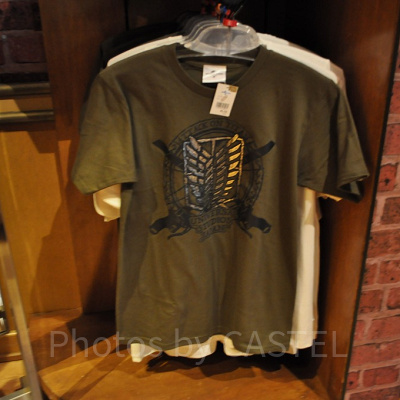 調査兵団エンブレムTシャツ（オリーブ）