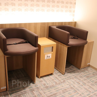 オムツ替え用の台