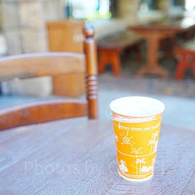 休憩時間も贅沢に！カフェやバーでくつろぐ