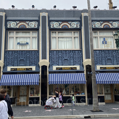 「テディズ・アンド・トイズ・フォー・トッツ」：ハリウッド大通り6231番地
