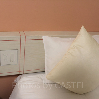 枕元に充電環境もばっちり