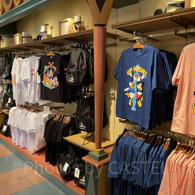 パーク内に売られている服もなかなかかわいい☆