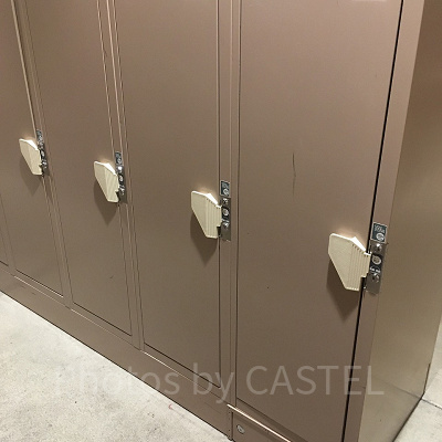 パーク外のコインロッカーには超特大サイズがあります！