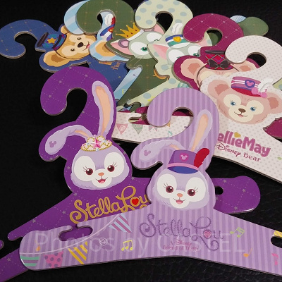 コスチュームセットに入っていたハンガー