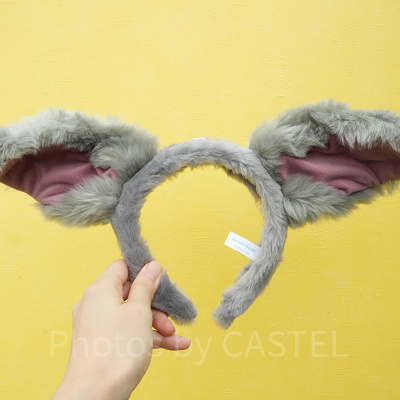 トランプカチューシャの耳の傾きはアレンジ可能