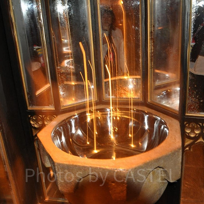 ダンブルドア校長の部屋にある「憂いの篩（ふるい）」