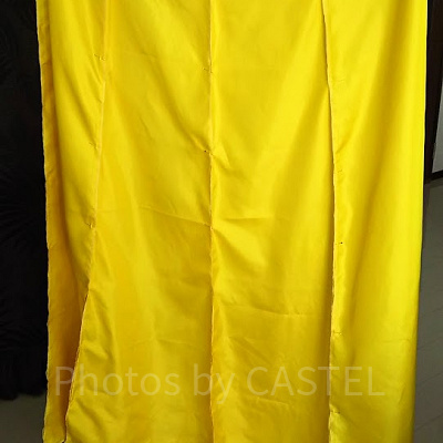 ギャザーを寄せる前のスカートの状態