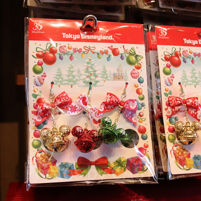 ストラップセットは色違いで3個セット