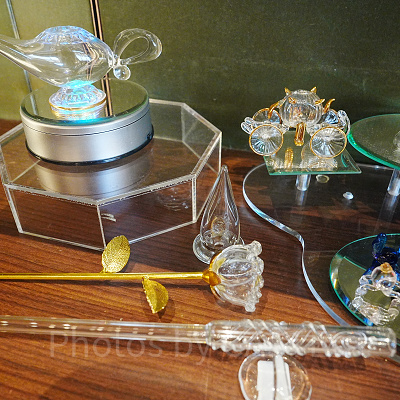 さまざまな形の容器がありますよ！